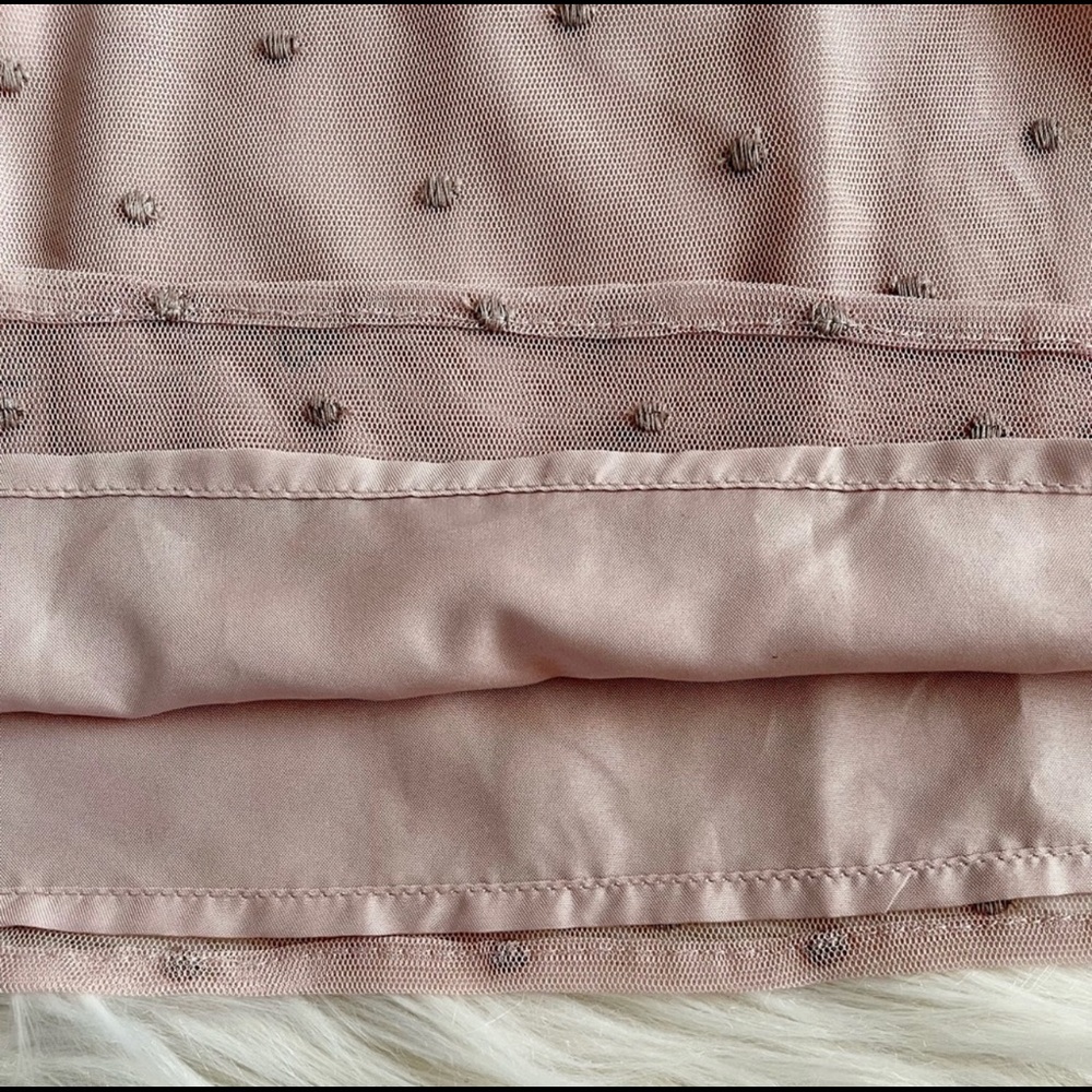 BB Dakota Women’s Sleeveless Roslyn Embroidered Dotted Mesh Pink Top EUC Size S - Picture 7 of 9